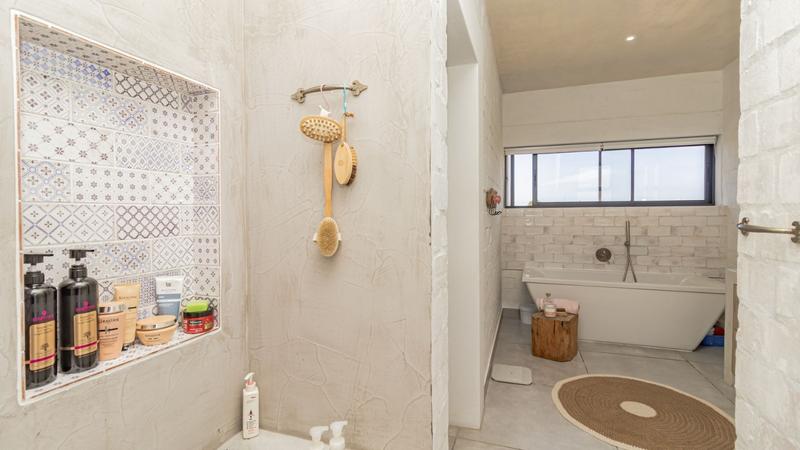 3 Bedroom Property for Sale in Stilbaai East Western Cape